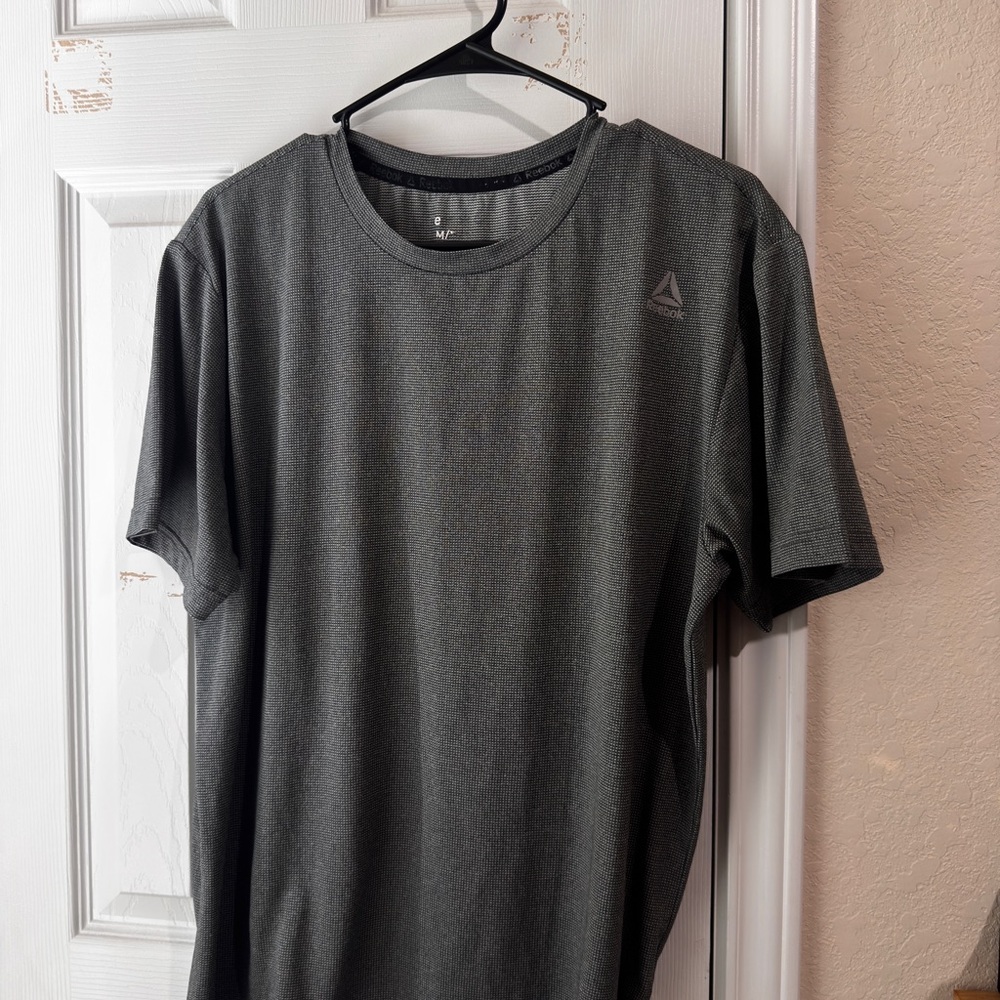 Reebok Men's Charcoal Short Sleeve Tee